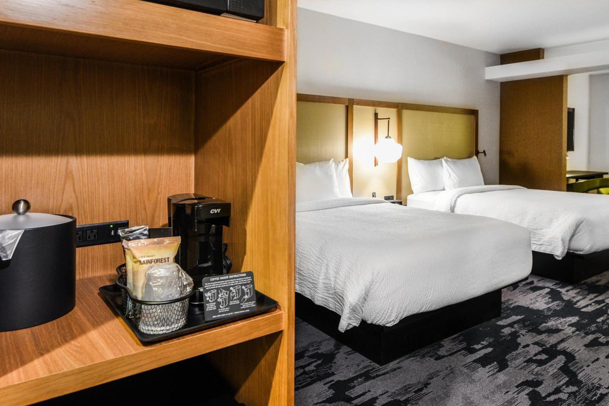 Fairfield Inn & Suites Ontario Rancho Cucamonga Bagian luar foto