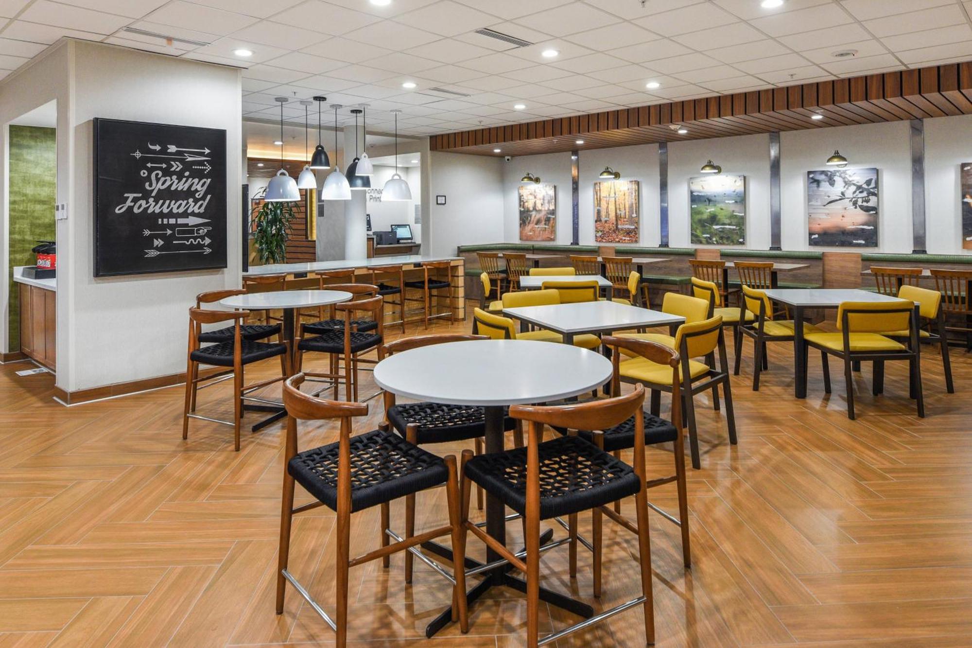 Fairfield Inn & Suites Ontario Rancho Cucamonga Bagian luar foto