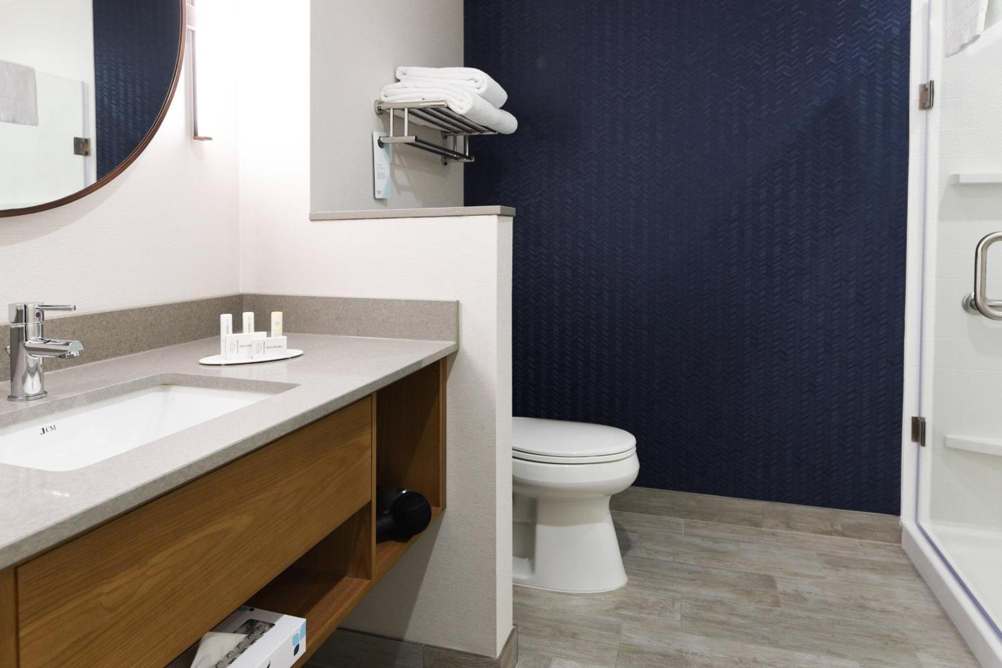 Fairfield Inn & Suites Ontario Rancho Cucamonga Bagian luar foto