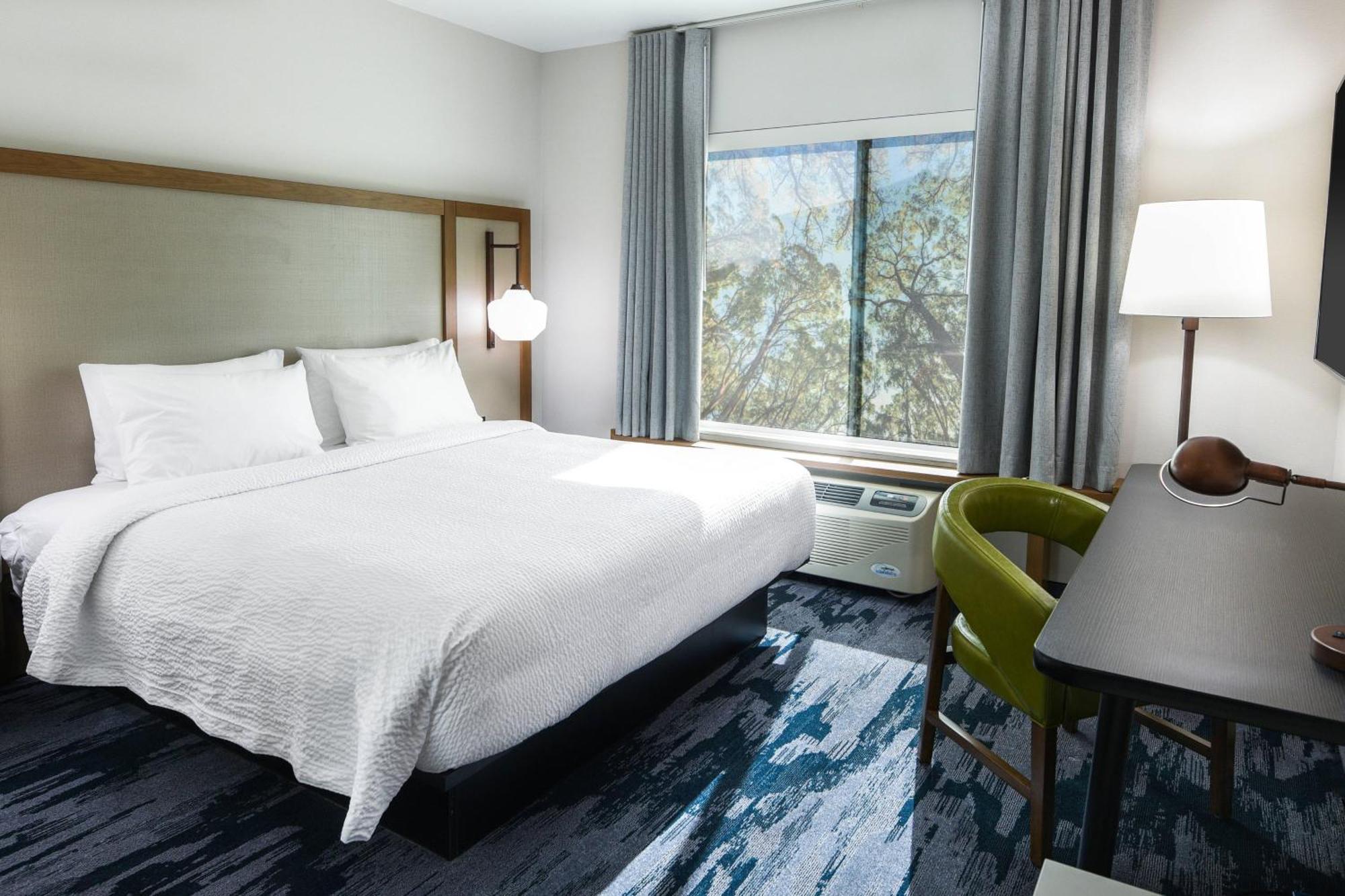 Fairfield Inn & Suites Ontario Rancho Cucamonga Bagian luar foto